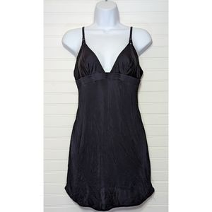 VS Victoria's Secret Black Baby Doll Nylon Slip in Women's Size Medium